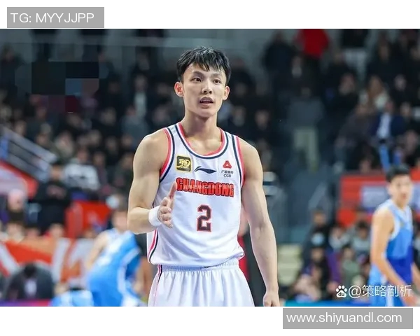 2014年CBA季后赛广东队对阵上海队的精彩对决回顾与分析