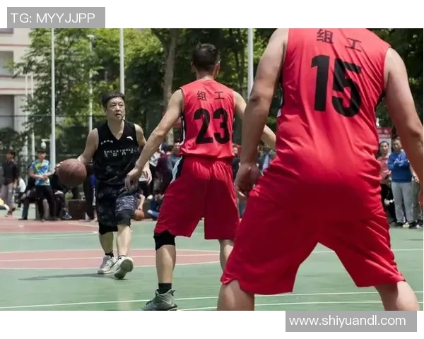 2012至2013赛季北京队与广东队巅峰对决回顾与精彩瞬间分析 2012至2013赛季北京队与广东队巅峰对决回顾与精彩瞬间分析