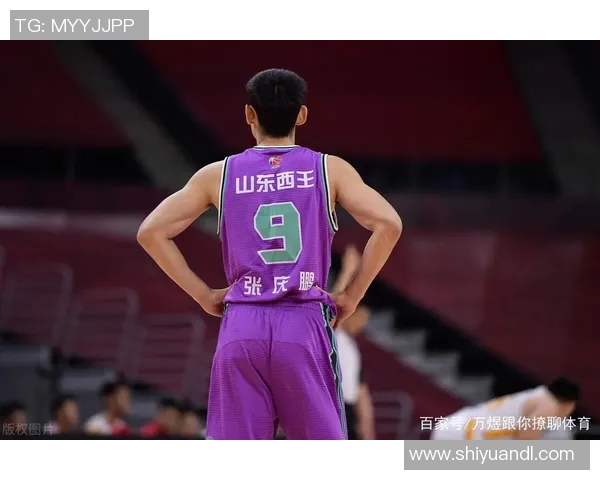 张庆鹏：从篮球场上的传奇到生活中的奋斗者，激励无数年轻人的榜样之路