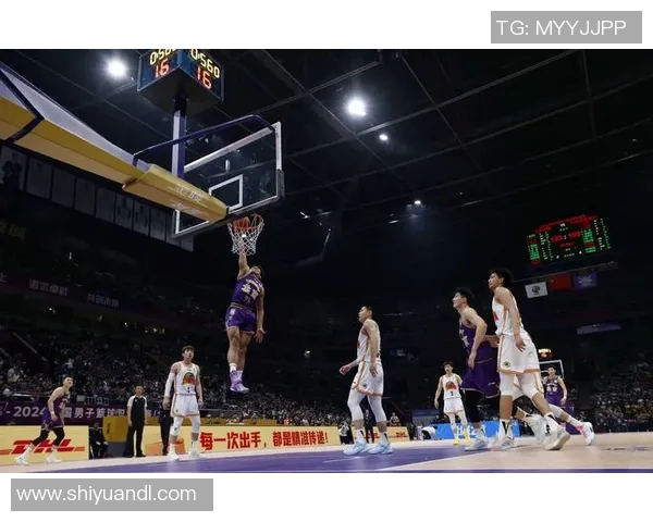 2018年CBA山东队与吉林队激战回顾精彩瞬间与关键时刻分析