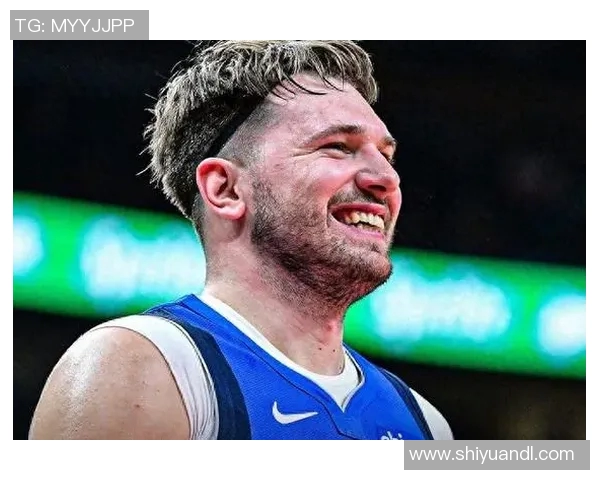 东契奇狂砍73分刷新现役得分纪录独行侠成功终结太阳11连胜传奇之战 东契奇狂砍73分刷新现役得分纪录独行侠成功终结太阳11连胜传奇之战