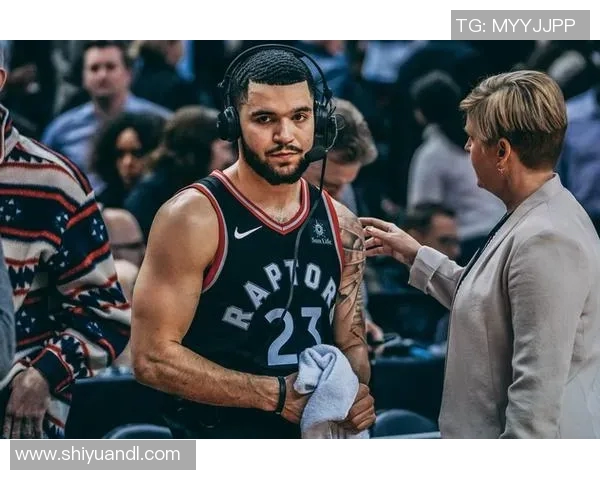 弗雷德范弗利特：从无名小卒到NBA明星的奋斗历程与成长故事