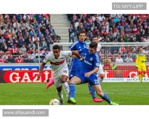 沃尔夫斯堡客场大胜沙尔克04，豪取关键三分助力德甲保级战