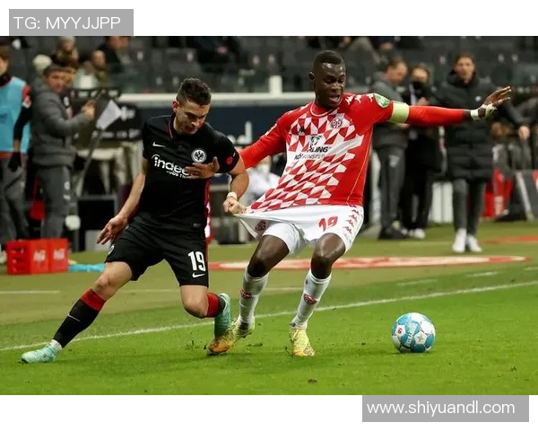 欧洲球队前50名排行发布：南安普顿惊喜登顶，皇马巴萨分列前十