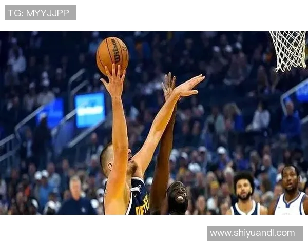 勇士与掘金精彩对决全场录像回放尽享篮球盛宴