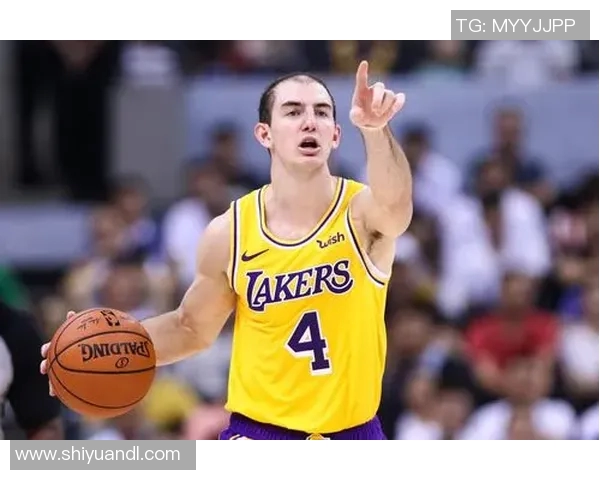 亚历克斯卡鲁索的篮球传奇之路与未来发展展望 亚历克斯卡鲁索的篮球传奇之路与未来发展展望