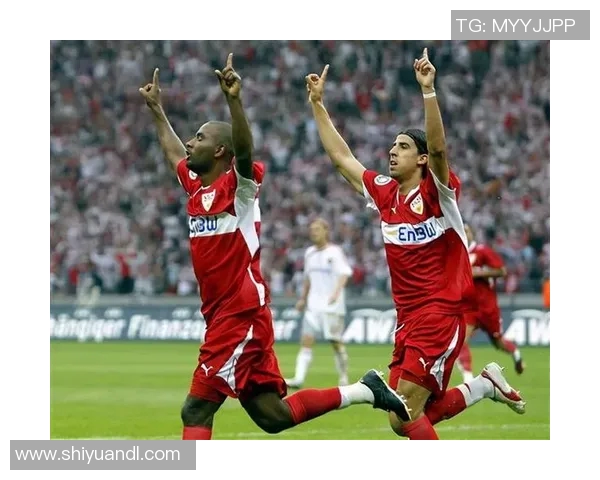 热刺与流浪者激战正酣谁能在这场对决中笑到最后